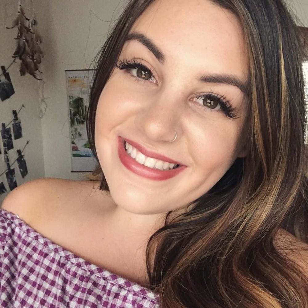 Meet your Posher, Maria